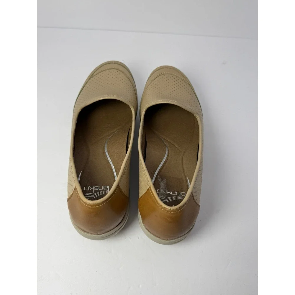 Dansko Tan Perforated Leather Wedge Loafers Shoes Womens Size 36 5.5-6